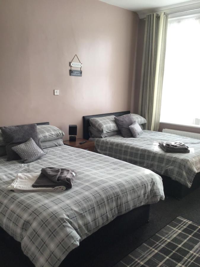 The Holystone Bar & Restaurant Hotel Forest Hall ภายนอก รูปภาพ